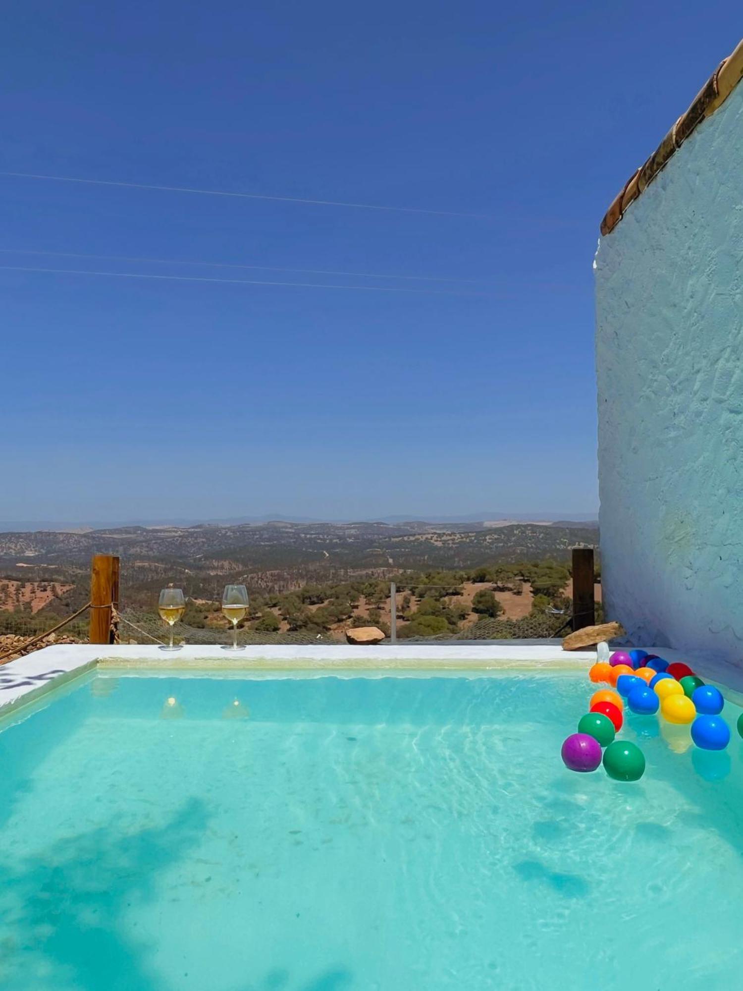 El Coso Lodge & Workation Zalamea la Real Exterior photo